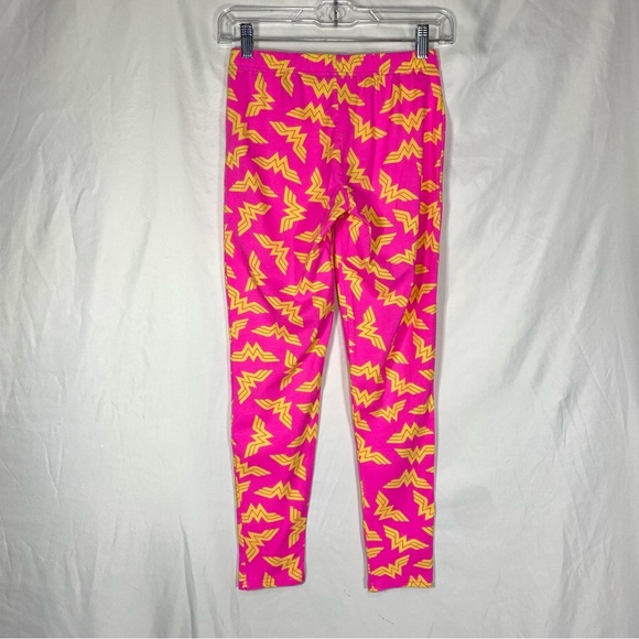 DC Comics Neon Pink Yellow Wonder Woman Logo Leggings - Picture 3 of 6